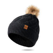 Load image into Gallery viewer, Mainstay pom hat
